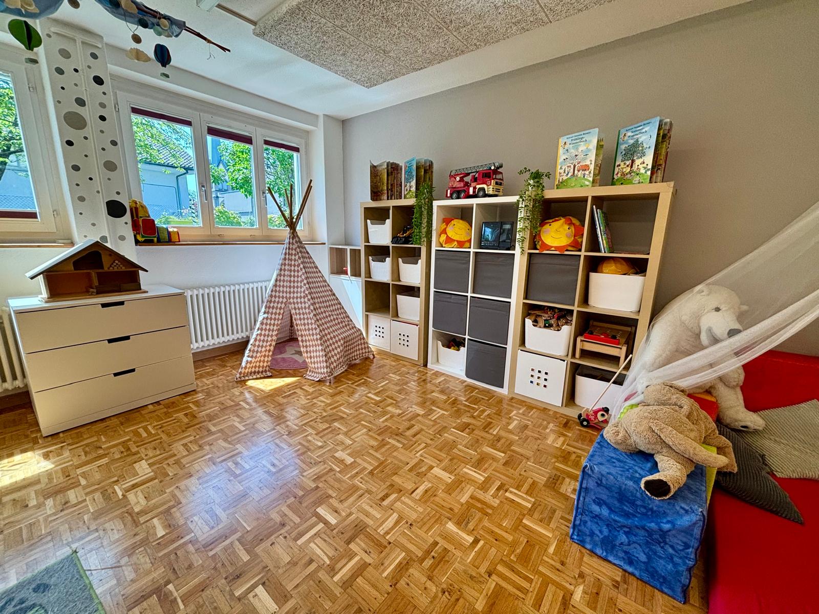 Spielecke mit Tipi